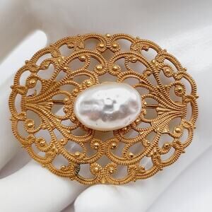 Vintage Miriam Haskell Brooch, Baroque Glass Pearl, Gold Filigree Pin